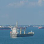 إندونيسيا تتراجع عن رسوم مضيق ملقا: هل هدأ قلق التجارة العالمية؟