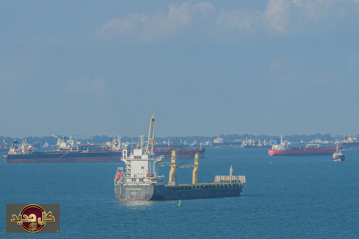 إندونيسيا تتراجع عن رسوم مضيق ملقا: هل هدأ قلق التجارة العالمية؟