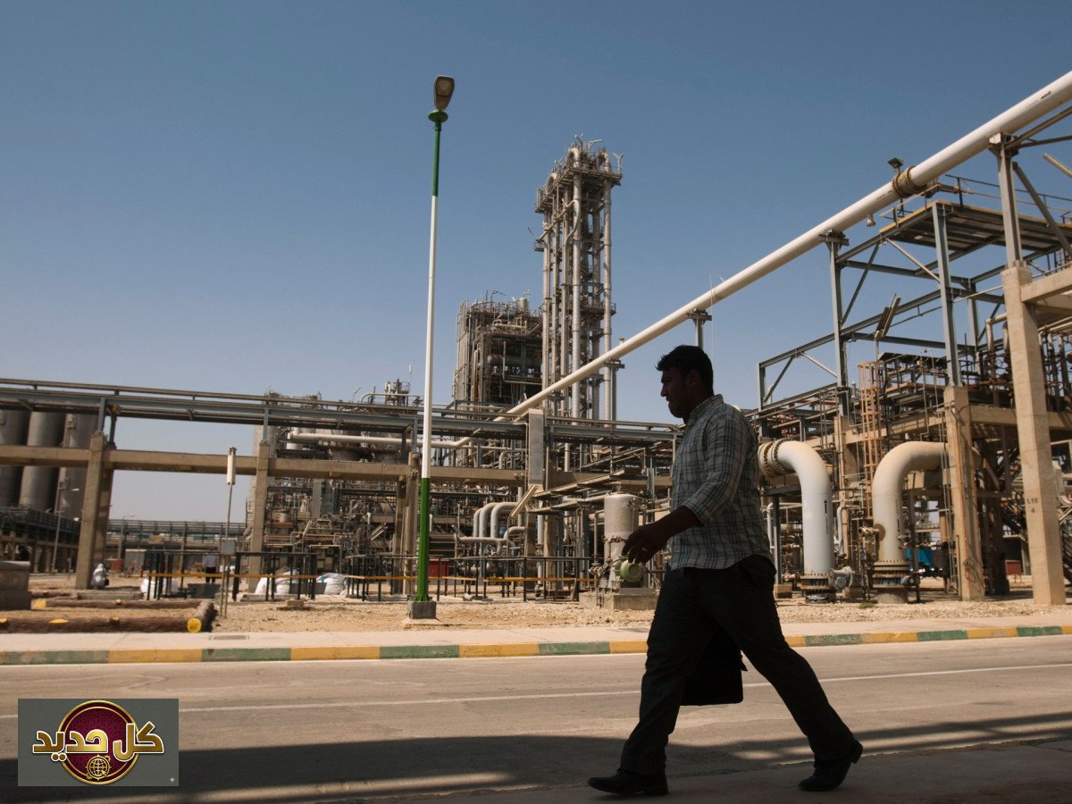 الاقتصاد الإيراني يواجه أزمة: الحرب تصل إلى الموازنة والعجز يتعمق