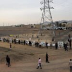 تعبئة إيران الشعبية: سلاسل بشرية لحماية منشآت الطاقة الحيوية