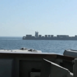 احتجاز السفينة الإيرانية: طهران تدين وتتهم واشنطن بالقرصنة البحرية