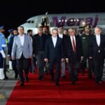 الجهود الدبلوماسية المكثفة: عراقجي في باكستان ومبعوثو ترامب يلحقون