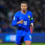 تراجع شعبية مبابي: هل يفقد النجم الفرنسي بريقه لدى الجمهور؟