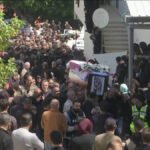 لبنان يودّع شهداء الأمن اللبناني: تشييع مهيب لضحايا قصف السراي