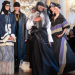 الموضة المحتشمة في باريس: تحدٍ صامت تحت أضواء الشانزليزيه