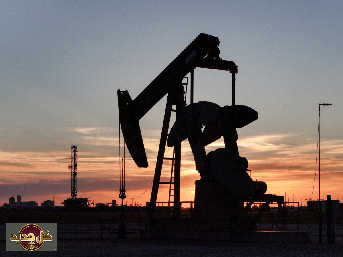 أسعار النفط تتباين: غموض الشرق الأوسط يهز الأسواق العالمية