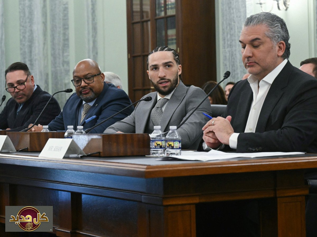 قوانين الملاكمة في مهب التغيير: تحذيرات دي لا هويا وحفيد كلاي تدق ناقوس الخطر