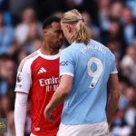 صراع لقب البريميرليغ: كيف حُسمت المواجهات الأكثر إثارة بين المتصدر ووصيفه؟