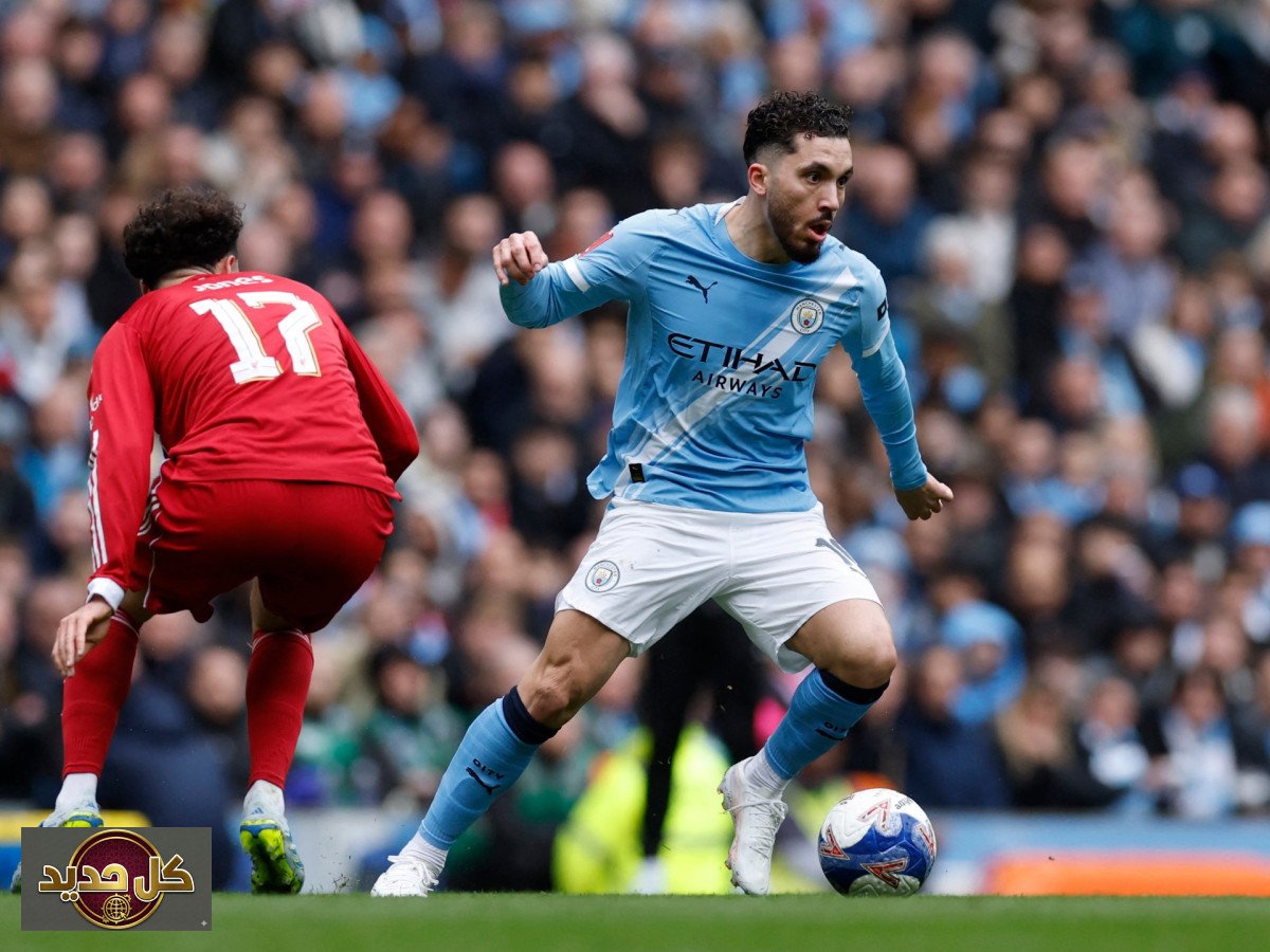 ريان شرقي: إحصائية مذهلة تبرز تألقه في موسمه الأول مع مانشستر سيتي