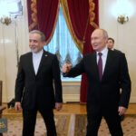 دبلوماسية روسيا وإيران: أوراق موسكو في أزمة مضيق هرمز المتصاعدة