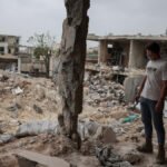 عودة نازحي جنوب لبنان: رهينة "المنطقة العازلة" وواقع هش للهدنة