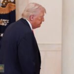 تراجع شعبية ترامب: تحديات متزايدة تواجه الجمهوريين والديمقراطيين