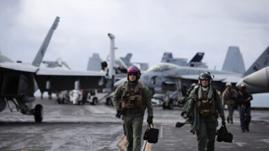 تحشيد عسكري أمريكي: واشنطن تعزز وجودها بالشرق الأوسط رغم دعوات ترمب لإنهاء الحرب