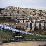 إعادة المستوطنات بالضفة الغربية: قرار إسرائيلي يثير تحذيرات حماس