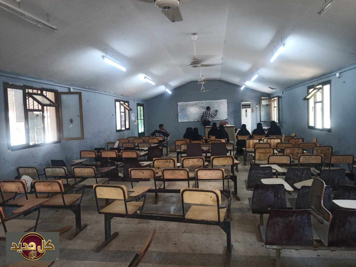 انهيار التعليم باليمن: الشباب يهجرون الجامعات نحو لقمة العيش