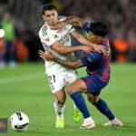 برشلونة يدخل التاريخ بفوز كلاسيكي مدوٍ وريال مدريد في قائمة "الهزائم القاسية"