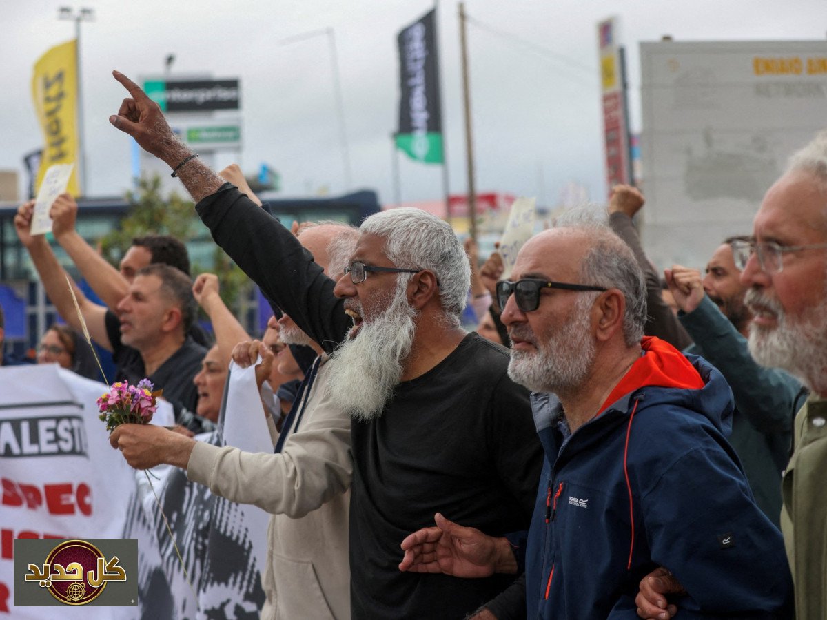 أسطول الصمود غزة: تفاصيل اعتراض إسرائيل للسفن ونقل النشطاء إلى كريت