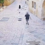 اعتداء القدس: استهداف راهبة فرنسية يفجر غضباً واسعاً وتحذيرات من تزايد العنف