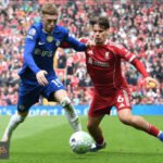 تعادل ليفربول وتشيلسي 1-1: نقطة ثمينة توقف نزيف البلوز في الدوري الإنجليزي