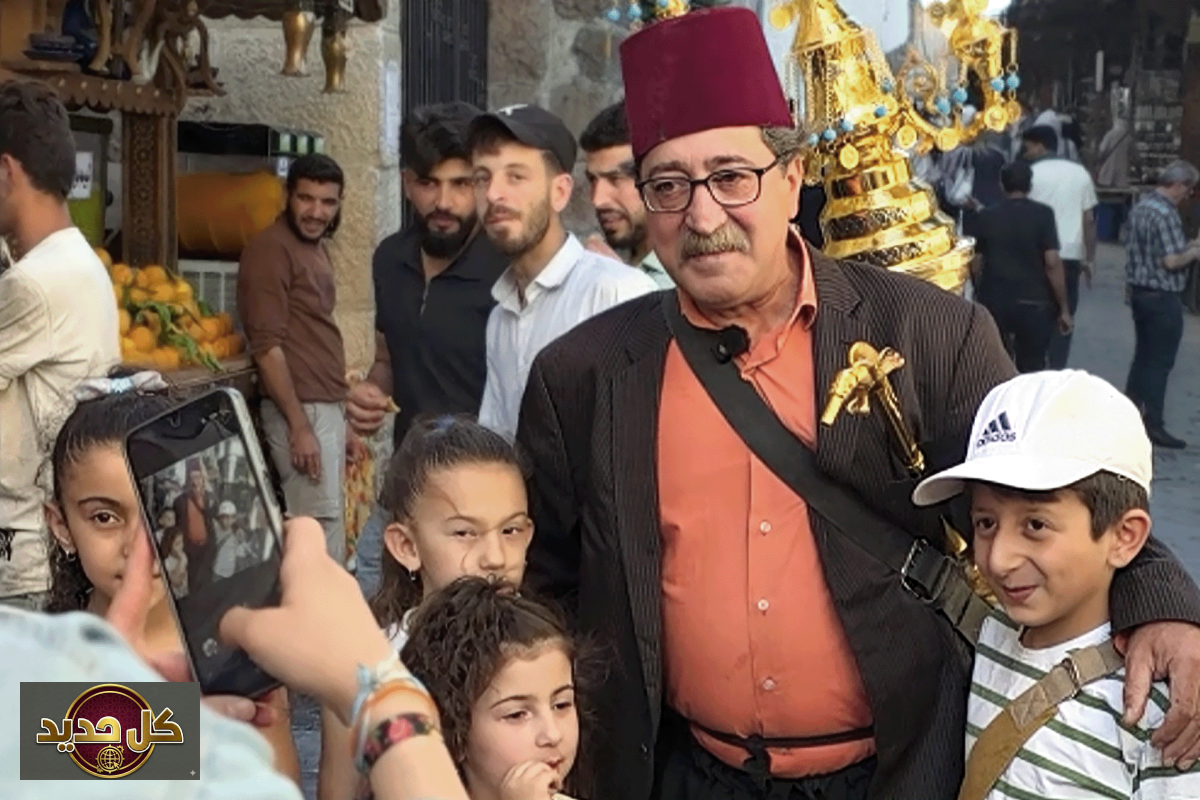 غوار دمشق: بائع التمر الهندي يعيد زمن الفن الأصيل للشام