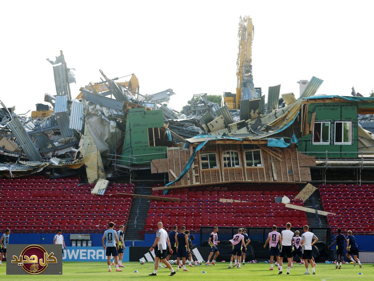 حادث ملعب السويد: نجاة منتخب السويد من كارثة محققة قبل مواجهة اليابان