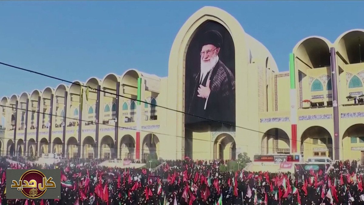 وداع علي خامنئي: طهران تشهد حشوداً مليونية في وداع المرشد السابق