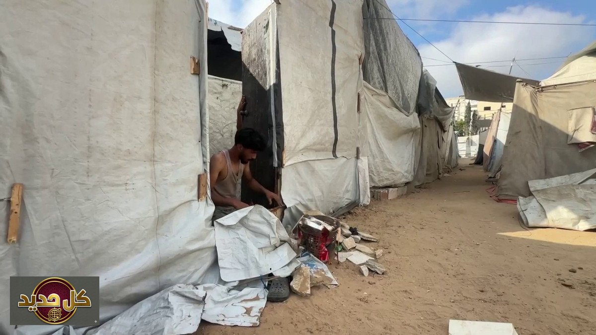 معاناة نازحي غزة: الصيف يحول المخيمات إلى جحيم خانق