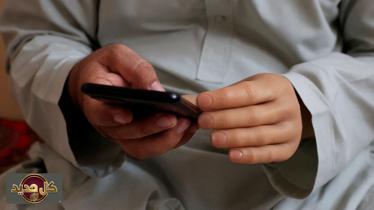 أزمة الهواتف في غزة: إصلاح شاشة بـ 400 دولار يفاقم معاناة السكان