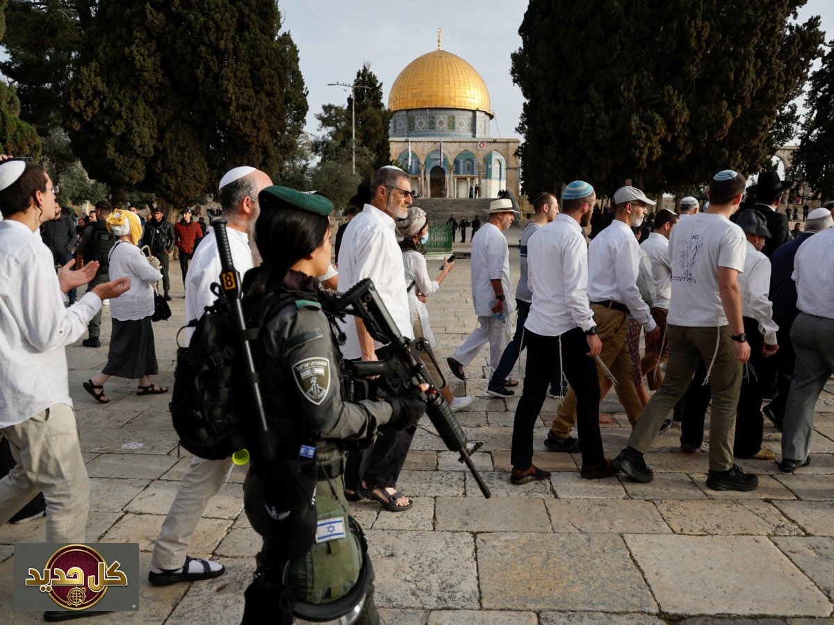 انتهاكات القدس تتصاعد: 11 شهيداً و25 ألف مستوطن يقتحمون الأقصى في نصف عام