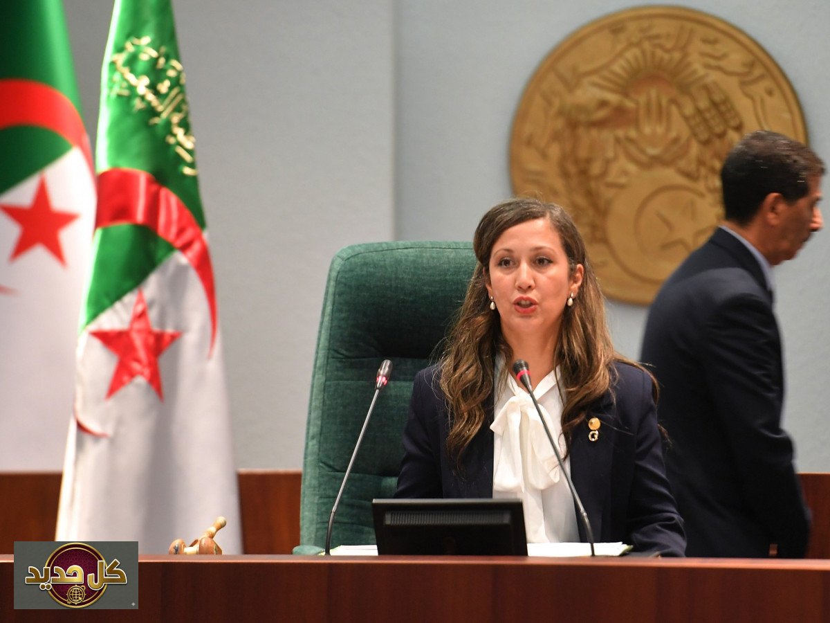 خليدة بوفدش: أول امرأة تترأس مجلس النواب الجزائري في سابقة تاريخية