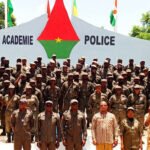 تدريب صحفيي بوركينا فاسو: لماذا فرضت السلطات تدريباً عسكرياً على 44 إعلامياً؟