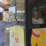 تحويلات المغتربين لبنان: شريان حياة للأسر في مواجهة التحديات