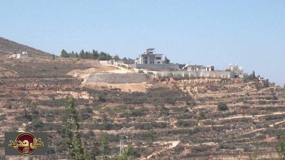 حصار قرية قصرة يتواصل: معاناة ثلاث عائلات فلسطينية في الضفة الغربية
