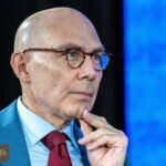 فولكر تورك: مسيرة رائدة في الدفاع عن حقوق الإنسان واللاجئين