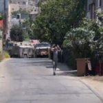 منازل الضفة الغربية: كيف يحولها الاحتلال لثكنات عسكرية وتأثير ذلك؟